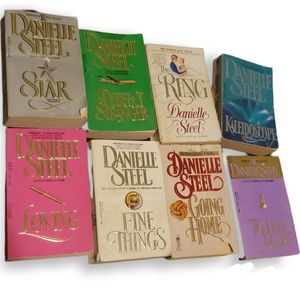 COPY - Danielle Steel 1980s Bundled Paperback Books